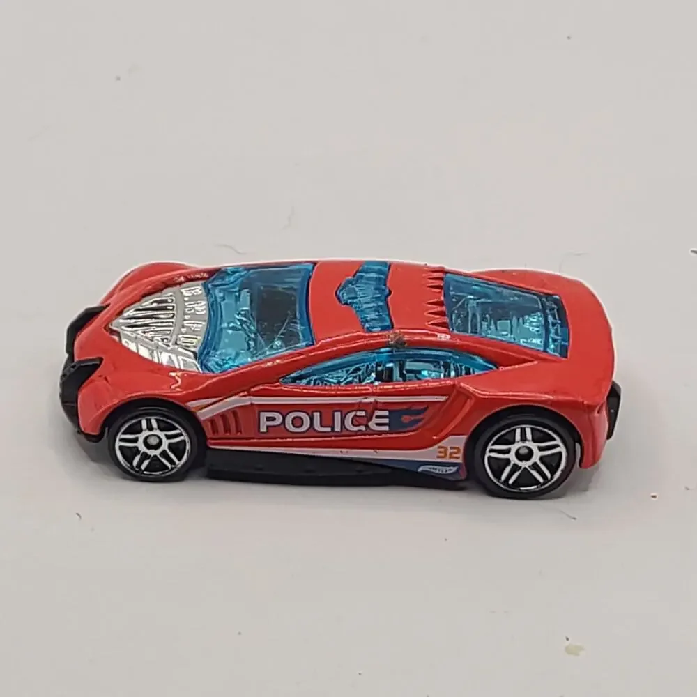 Mattle Hot Wheels Speed Trap Red Police Car Die Cast Vehicle Toy